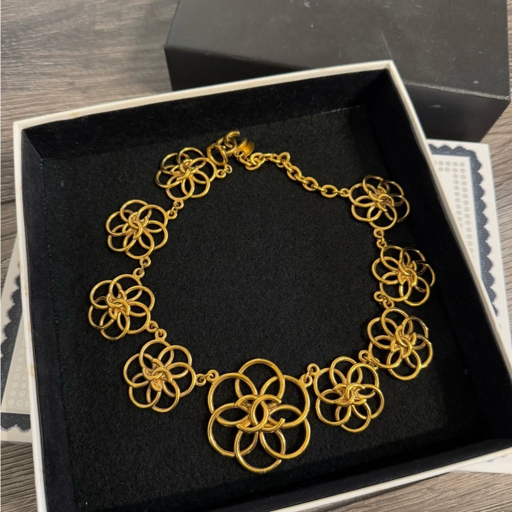 Vintage Chanel Gold CC Flower Collar Necklace